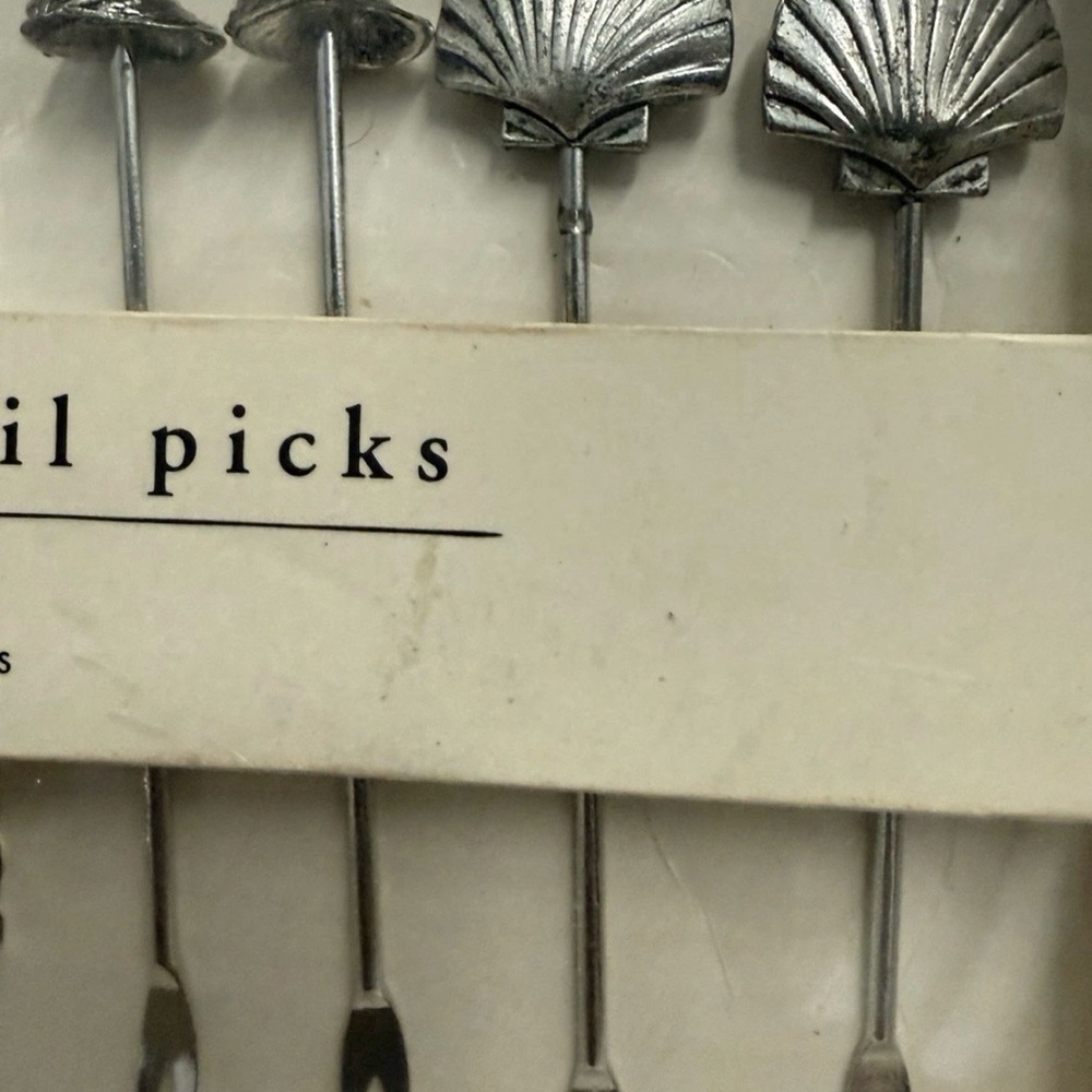 Pier 1 Seashell Cocktail Picks Hors D'Oeuvre 8 Picks &Holder Stainless Steel New - Picture 4 of 5